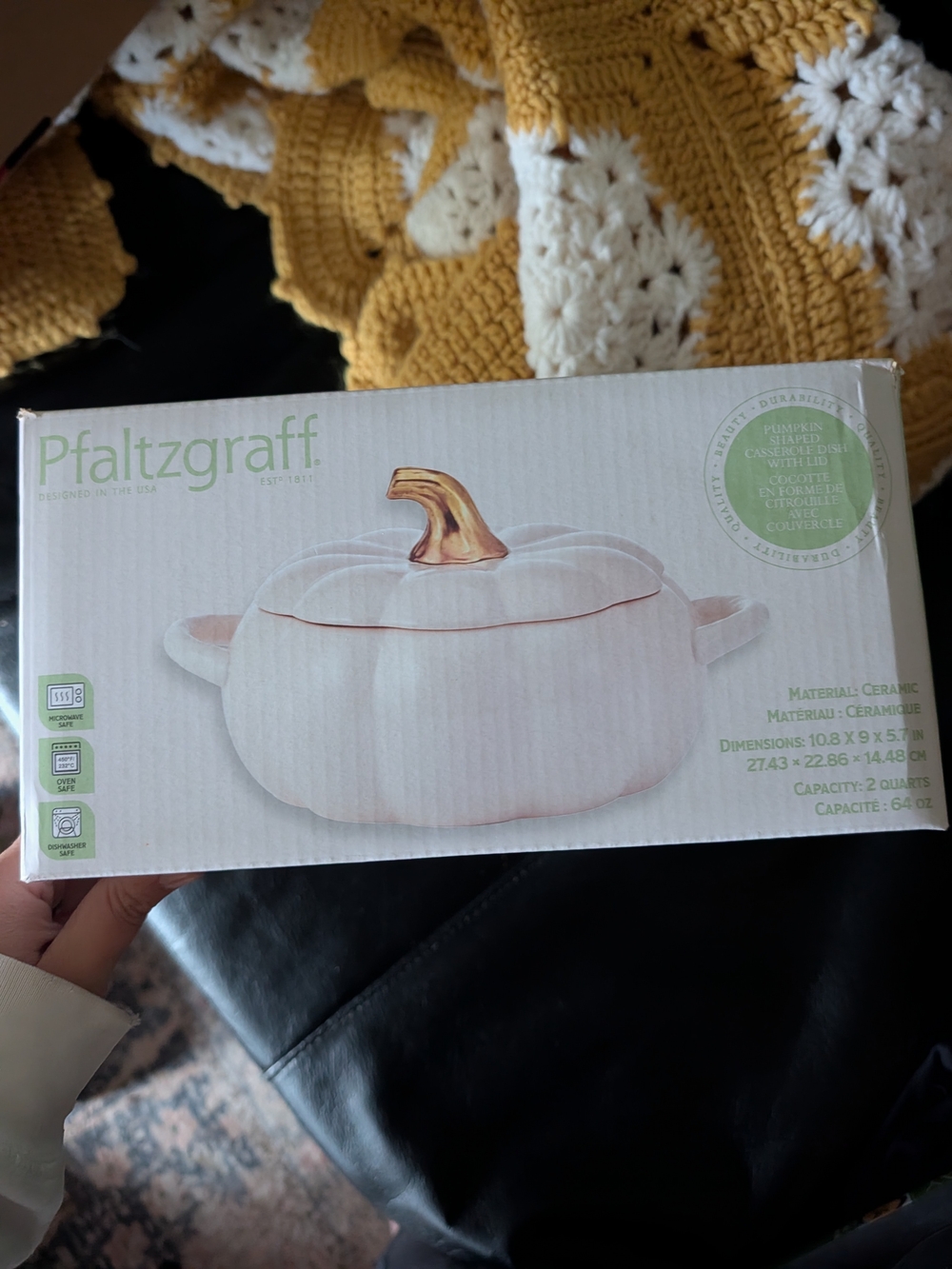 Pfaltzgraff White Ceramic Pumpkin Casserole Dish with Gold Stem